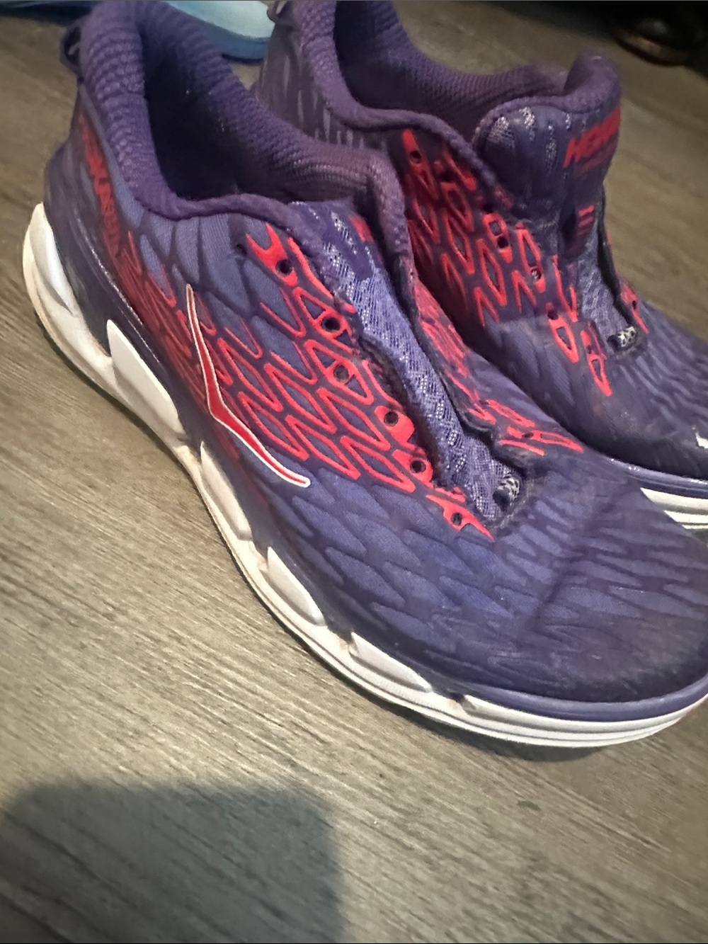 Hoka vanquish 2 -Running Shoes with Pink Accents